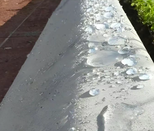 屯昌硅烷浸渍涂料在混凝土保护中的应用